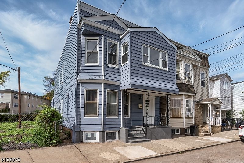 37 Blum St, Newark, NJ 07103 Zillow