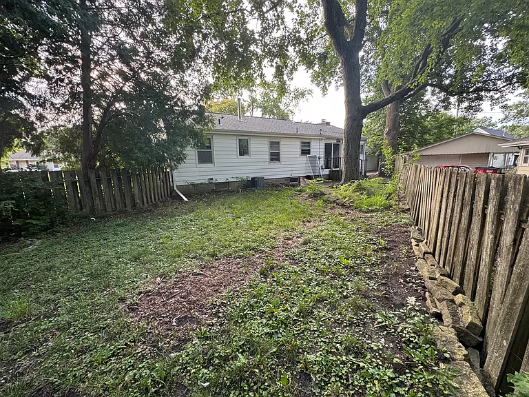 Backyard from corner - all fenced