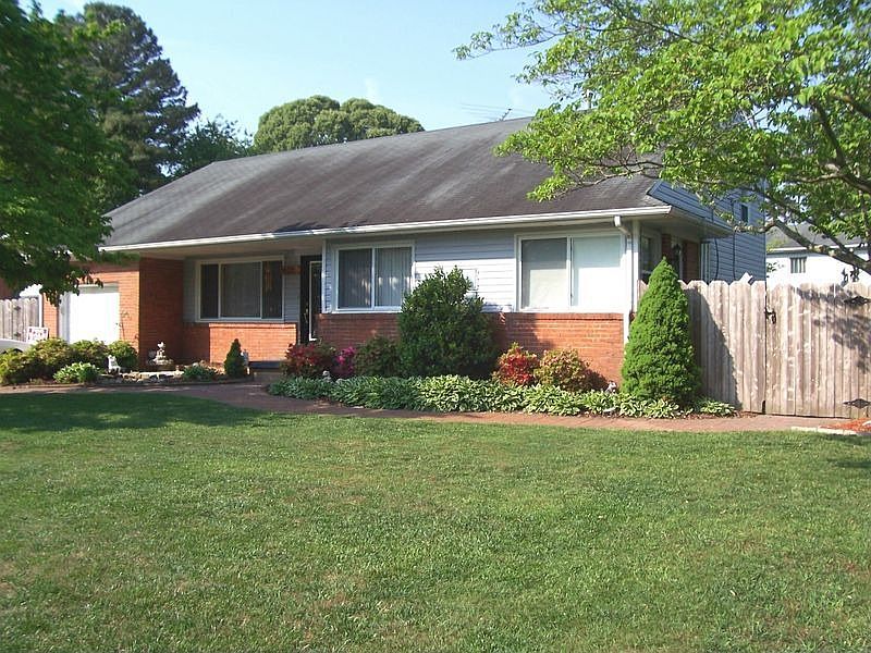 1st image of 7037 Gail Dr