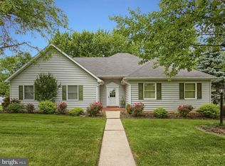 50 Old Farm Rd, Camp Hill, PA 17011