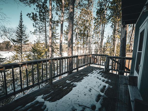 3rd image of 3031 Black Bay Rd