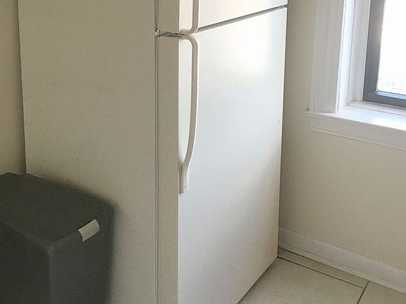 4th image of 430 78th St APT 4A