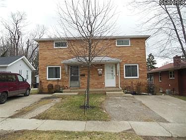 1st image of 326 Oak St