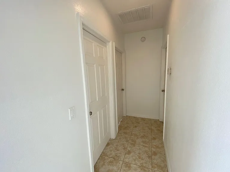 3510 Yacht Club Ct — Photo 9