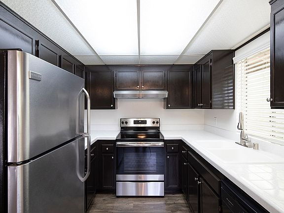 2nd image of 5151 Robinwood Rd #30