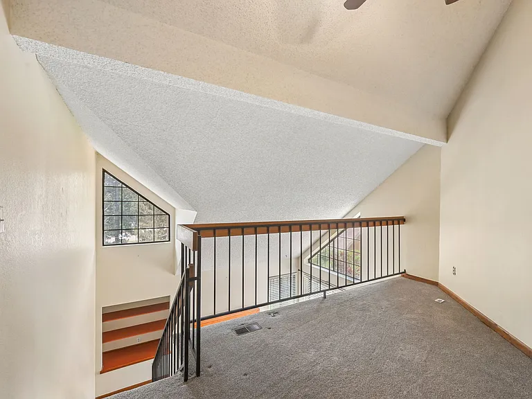 5902 Gunbarrel Ave #E — Photo 19