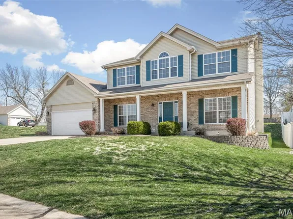 1 Crystal Cv, Saint Charles, MO 63301