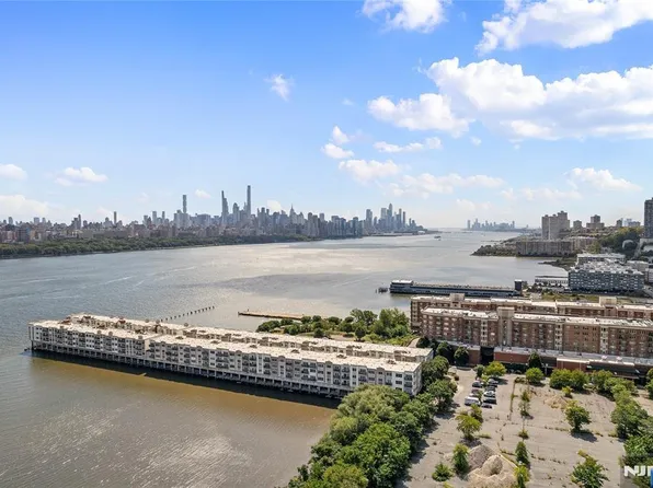 350 The Promenade #350, Edgewater, NJ 07020