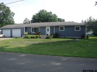 30 Maple Ave, Ghent, NY 12075