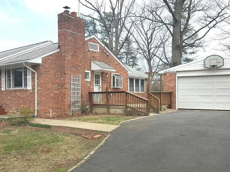 5901 Brookland Rd — Photo 2