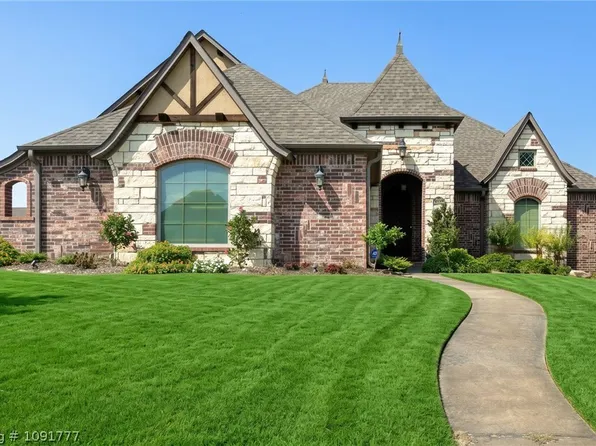 8409 Stoneshire Dr, Fort Smith, AR 72916