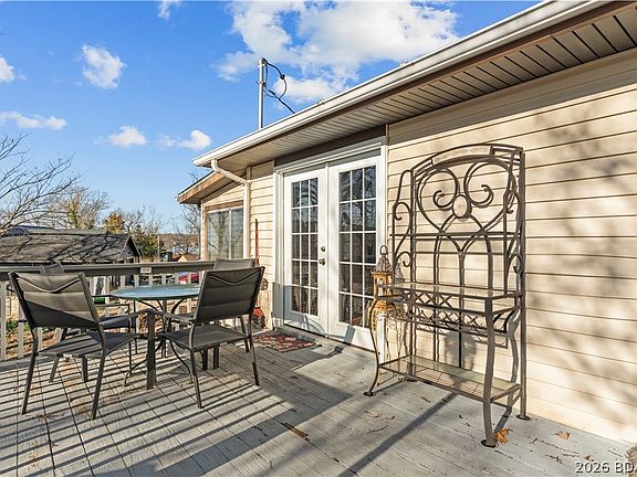 4th image of 90 Arrowhead Beach Rd