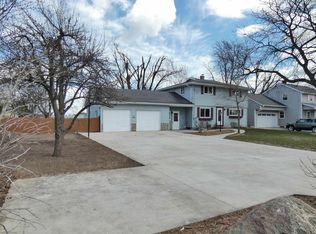 1122 Ivory St, Seymour, WI 54165