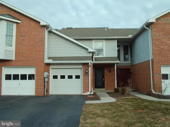 4294 Wimbledon Dr, Harrisburg, PA 17112