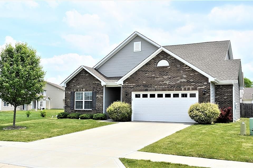 1st image of 4725 Maroon Dr