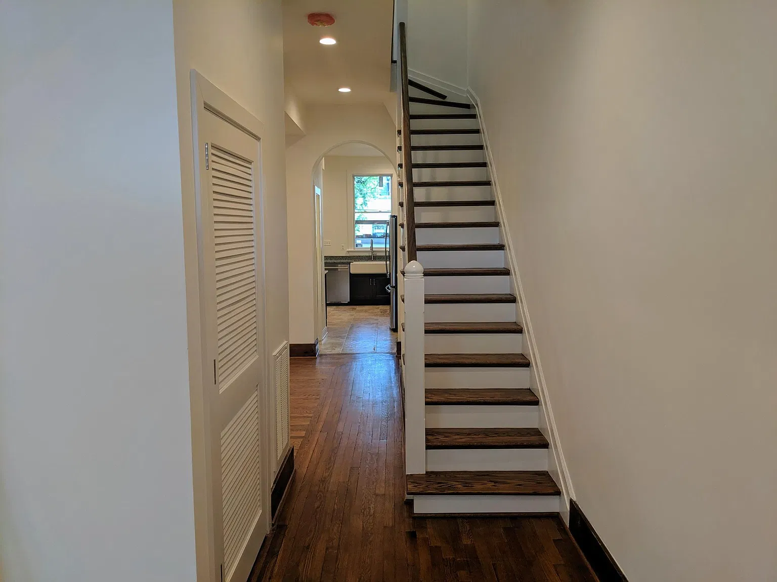 922 T St NW — Photo 4