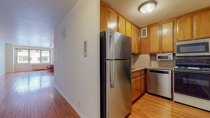 Sold by Digs Realty Group | media 13