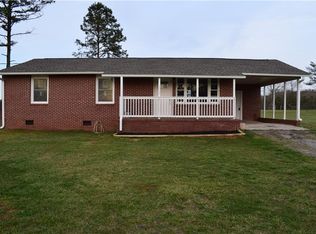 460 Robinson Bridge Rd, Central, SC 29630