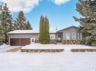 110 6th St, Hague, SK S0K1X0