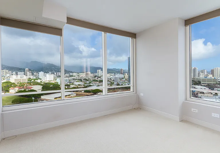 1009 Kapiolani Blvd #2203 — Photo 6