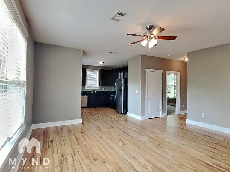 175 Herring St #5 — Photo 3