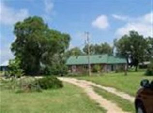 6744 S Old Military Rd, Maxwell, NE 69151