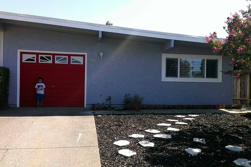1st image of 907 W El Dorado Dr