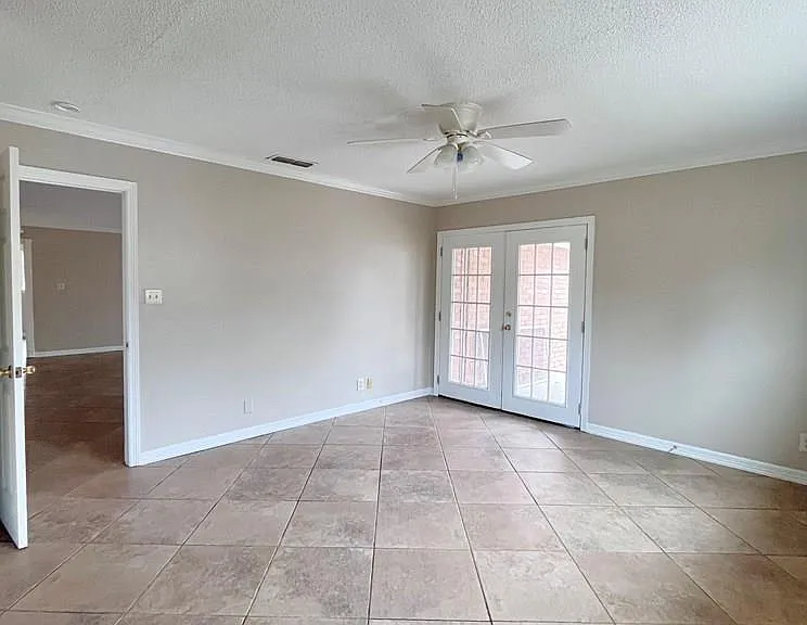 6 Country Club Rd — Photo 20