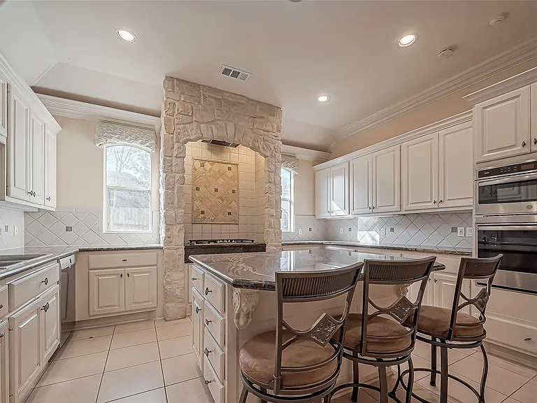 14010 Barnhart Blvd — Photo 18
