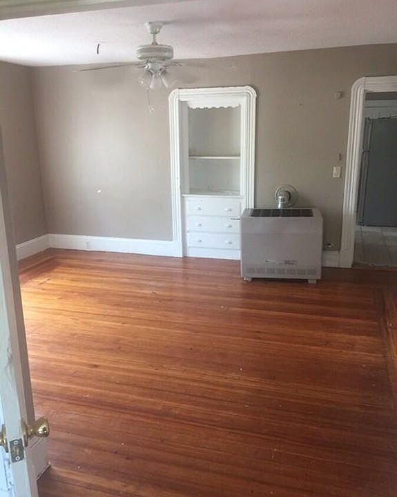 2nd image of 21 Kingman Ave APT 3