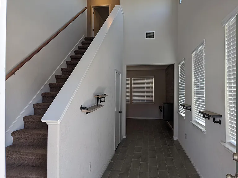 356 Twisted Oaks Ln — Photo 4