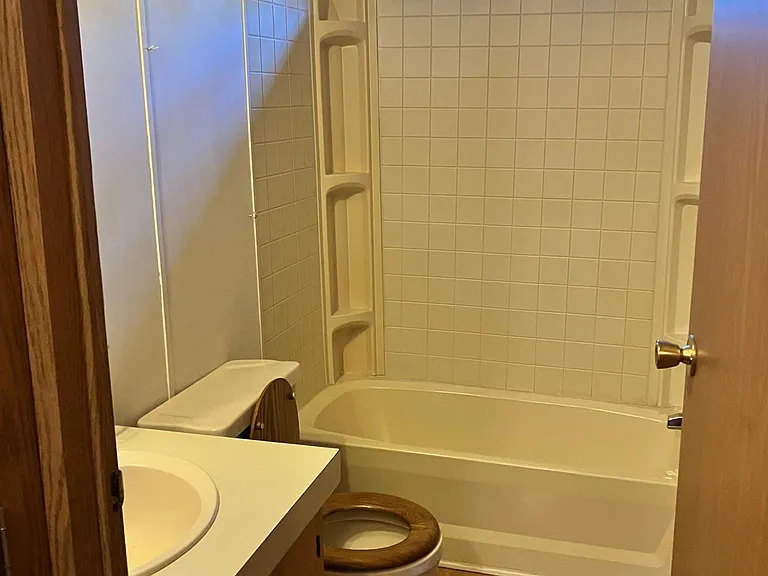 bathroom #1 - attached to bedroom and hallway
