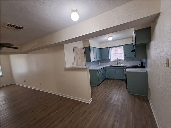 5th image of 1202 Cheyenne Dr