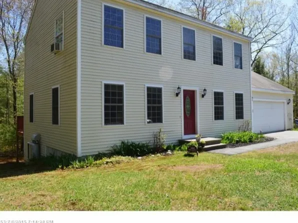 41 Douglas Dr, New Gloucester, ME 04260
