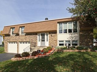 741 Home Ave, Elk Grove Village, IL 60007
