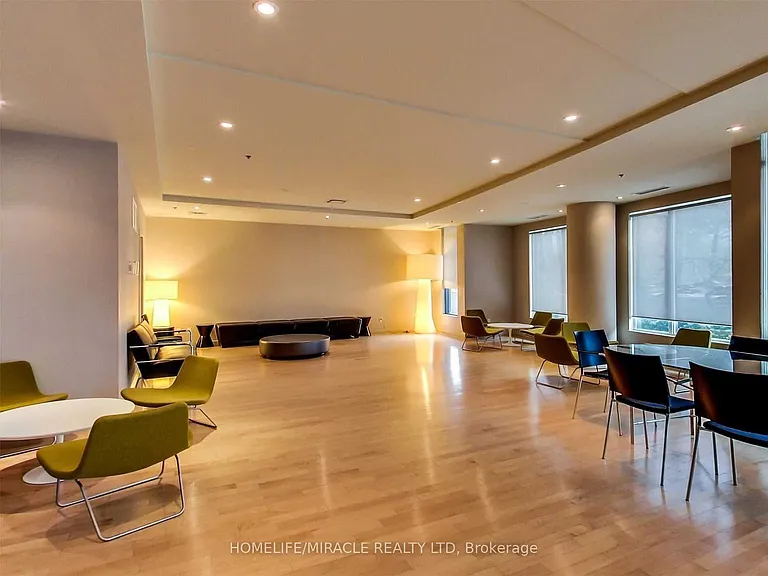 231 Fort York Blvd #2310 — Photo 21