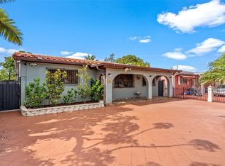 766 W 36th St, Hialeah, FL 33012