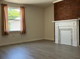 108 Park St #2C, Pittsburgh, PA