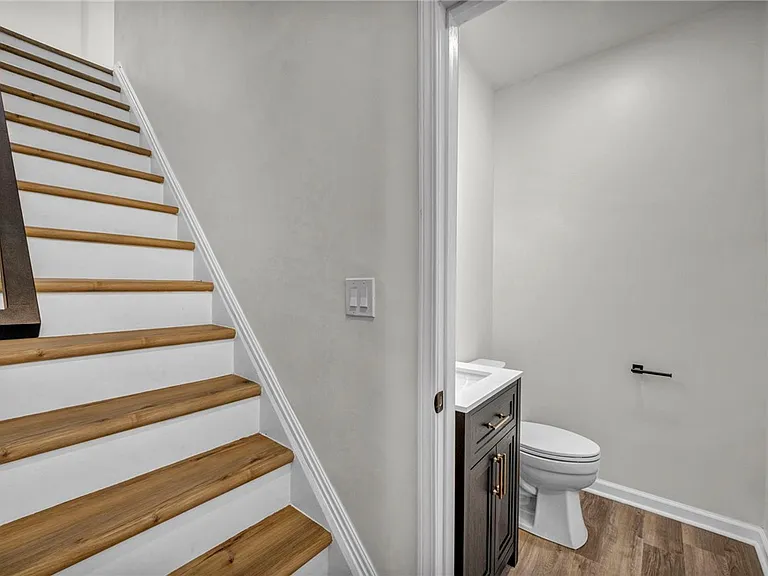 5115 Poe Way — Photo 13