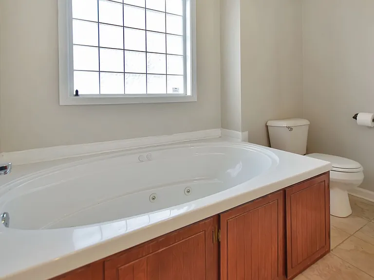 3896 Gaine Dr — Photo 12