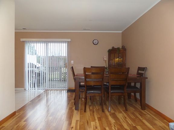 4th image of 1399 Westminster Cir