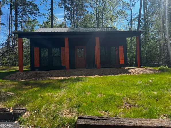 156 Navajo Trl, Martin, GA 30557