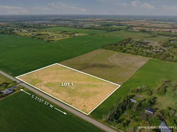 1 S Apple Ridge Ests, Goddard, KS 67052