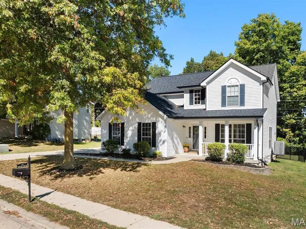 516 Highland View Dr, O Fallon, IL 62269