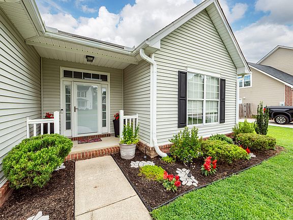 3rd image of 1240 Creek Stone Way