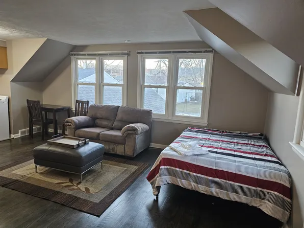 2619 College Dr #2, Blair, NE 68008