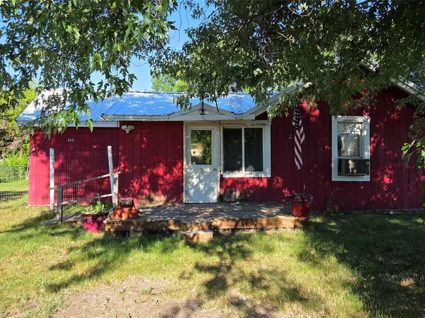 42220 2nd Ave E, Pablo, MT 59855