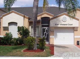 9147 Vineland Ct APT F, Boca Raton, FL 33496