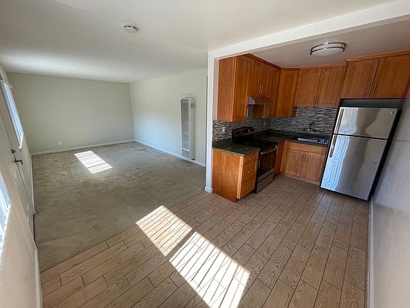 5th image of 416 N Bayshore Blvd APT 2