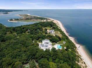 157 Cliff Rd, Port Jefferson, NY 11777